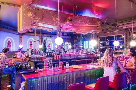 The Cleo - Cozy East Nashville Haven Less Than 15 Min To Dt Casa de Férias